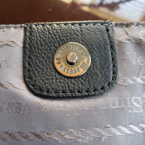 Retired Vera Wang Teal Pearl Forest Quilted Bag Purse Good Condition - Picture 7 of 13